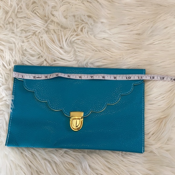 Turquoise blue Crossbody Clutch scalloped gold hardware envelope purse handbag - Picture 15 of 16